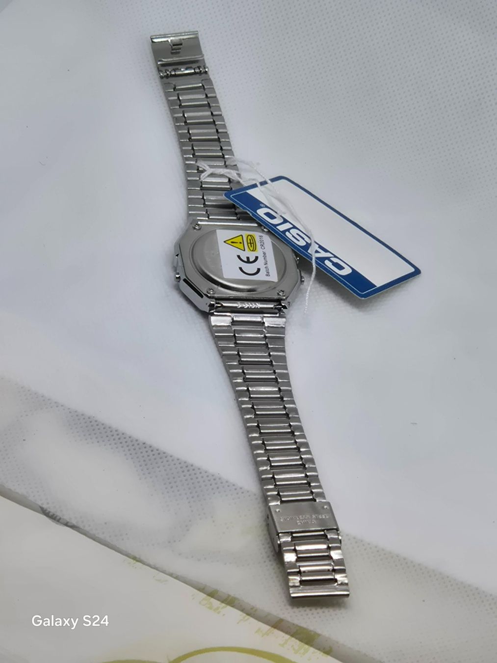 Casio Uhren: Casio A168W Uhr, neu mit Box – Neu und originalverpackt aus Losone von bal_gfp6 5