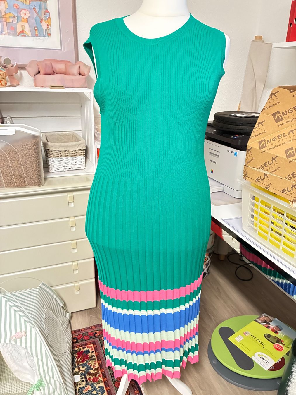 S.Oliver Vestiti: Damen Kleid gestreift Grösse 44 – Nuovo (secondo la descrizione) da Bettlach venduto da Brissoni 4