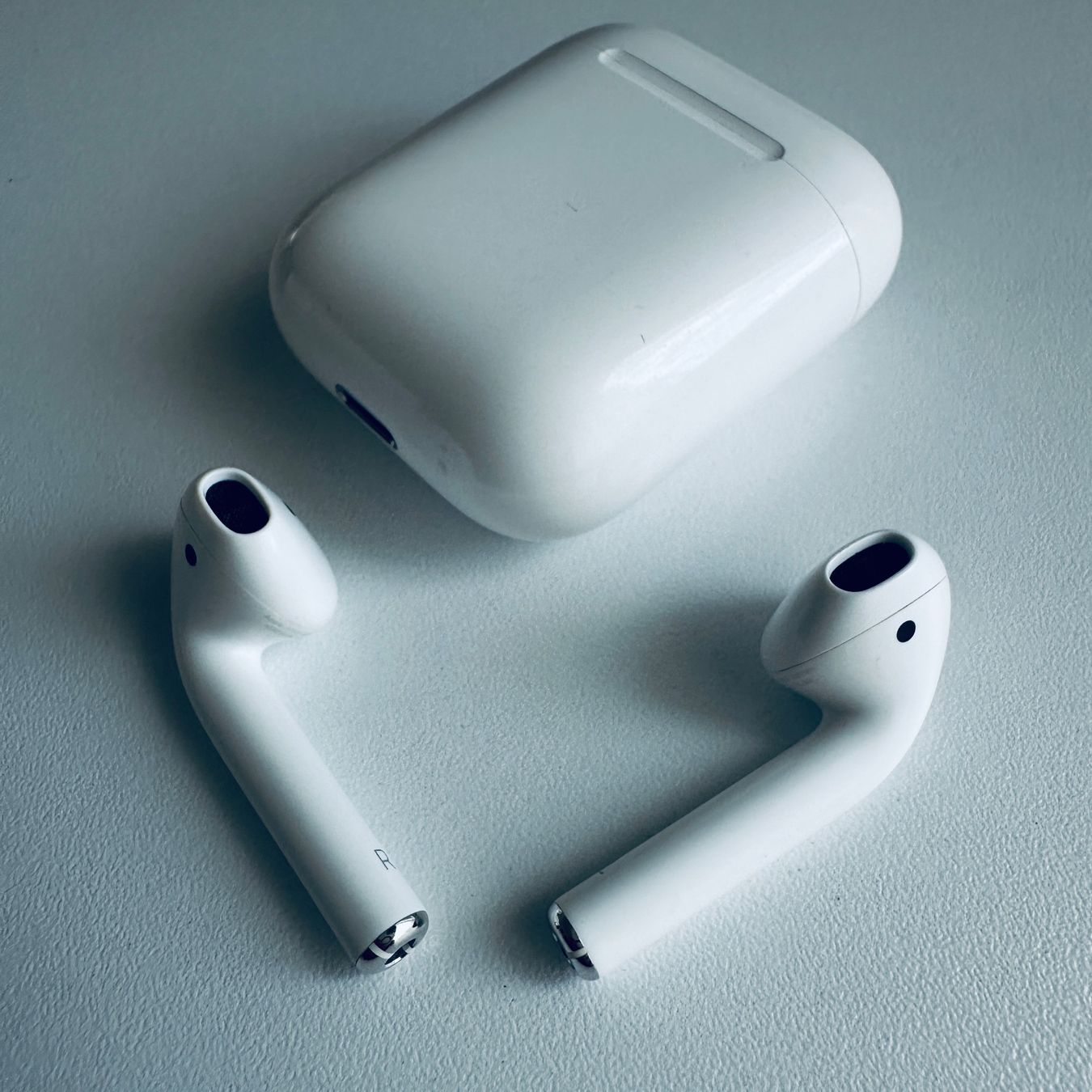 Apple Cuffie: Original Apple AirPods 2 Kopfhörer Wireless Lightning Kabel – Usato da Basel venduto da MY.AIRPODS.SHOP 7