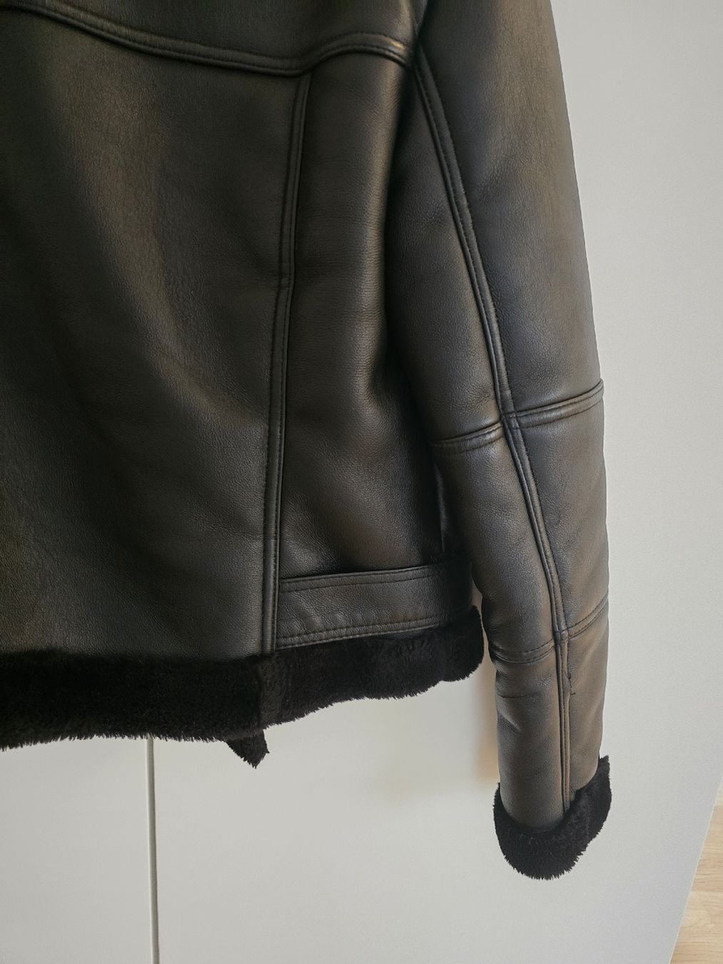 Topshop Jacken: Topshop Kunstlederjacke mit Fellfutter schwarz Grösse 38 – Gebraucht aus Thalwil von Nikkita2 5