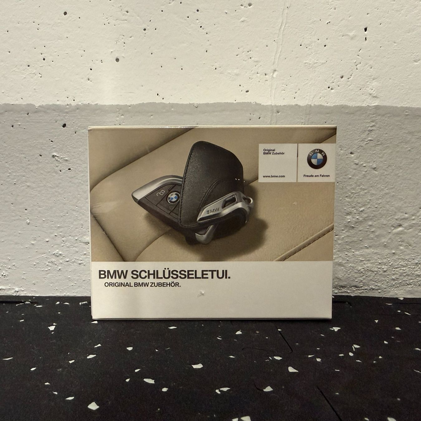 Autres vêtements & accessoires: BMW Schlüsseletui | Schwarz – Neuf avec emballage d'origine à Tägerwilen par Skillet