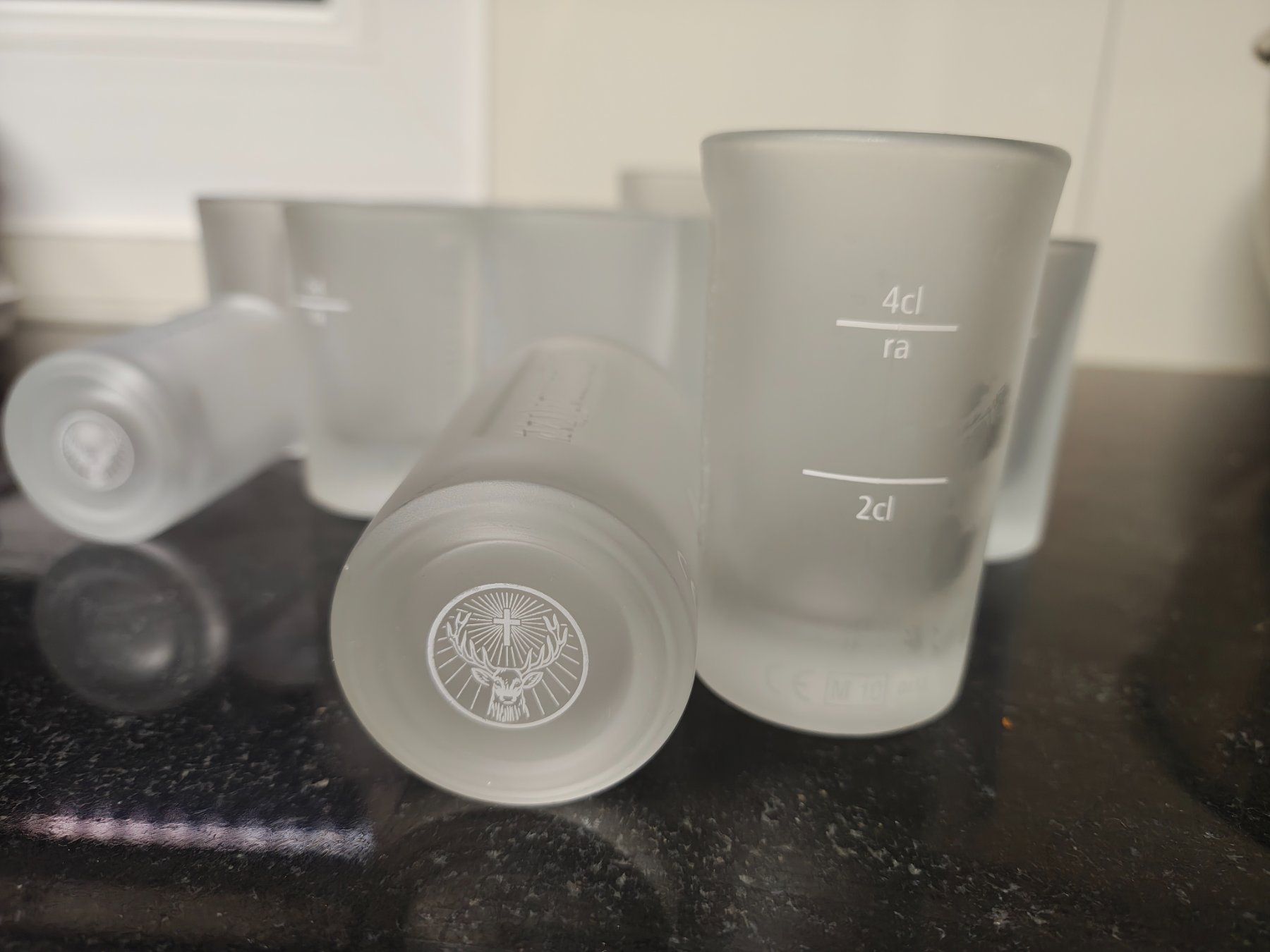 Bicchieri: 14 Jägermeister Shot Gläser – Usato da Winterthur venduto da EvilFairy 1