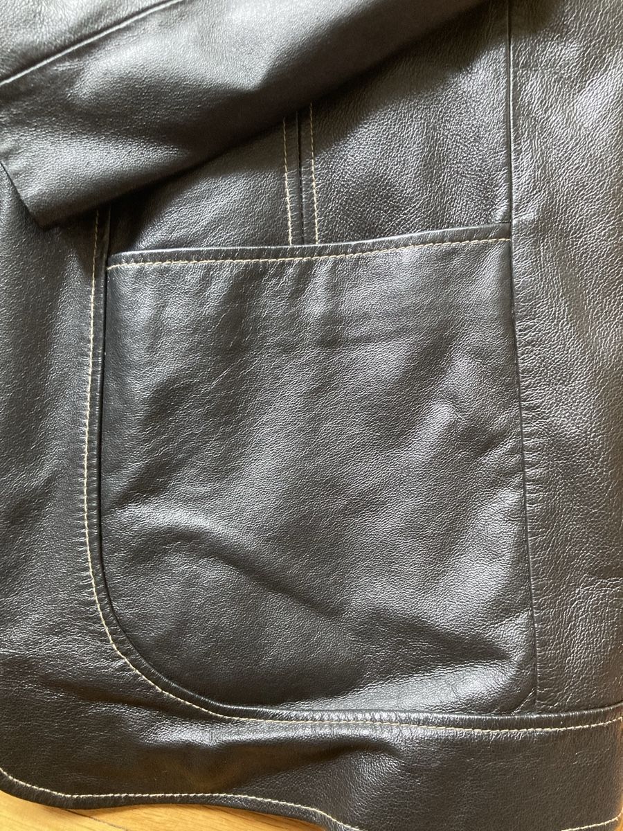 Giacche: Veste en cuir – Usato da Lausanne venduto da remz3rfactory 1