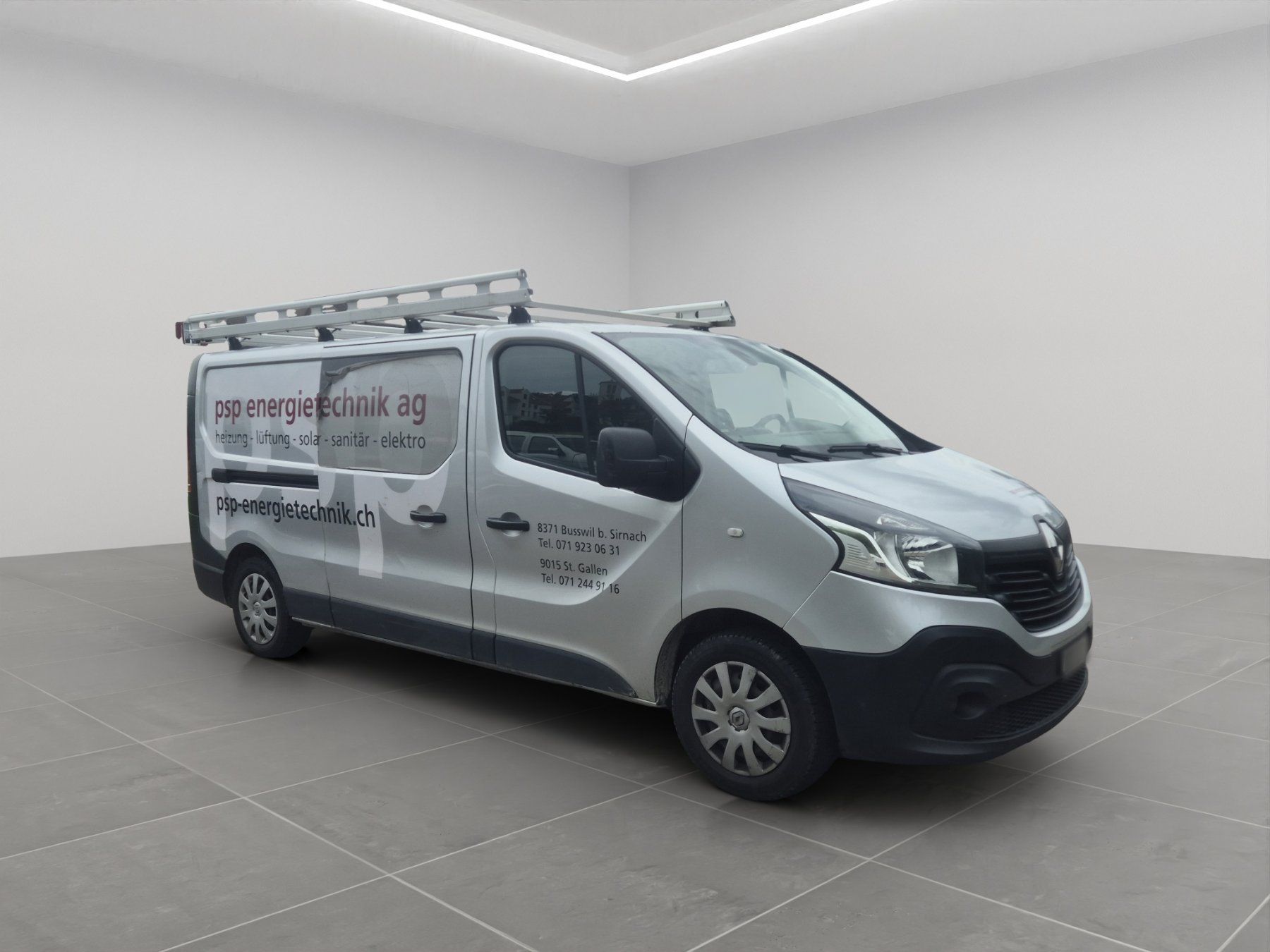 Renault Veicoli commerciali: Renault Trafic, MT,  Diesel,mit Regal-System, Dachträger – Difettoso da Sirnach venduto da 61652 5