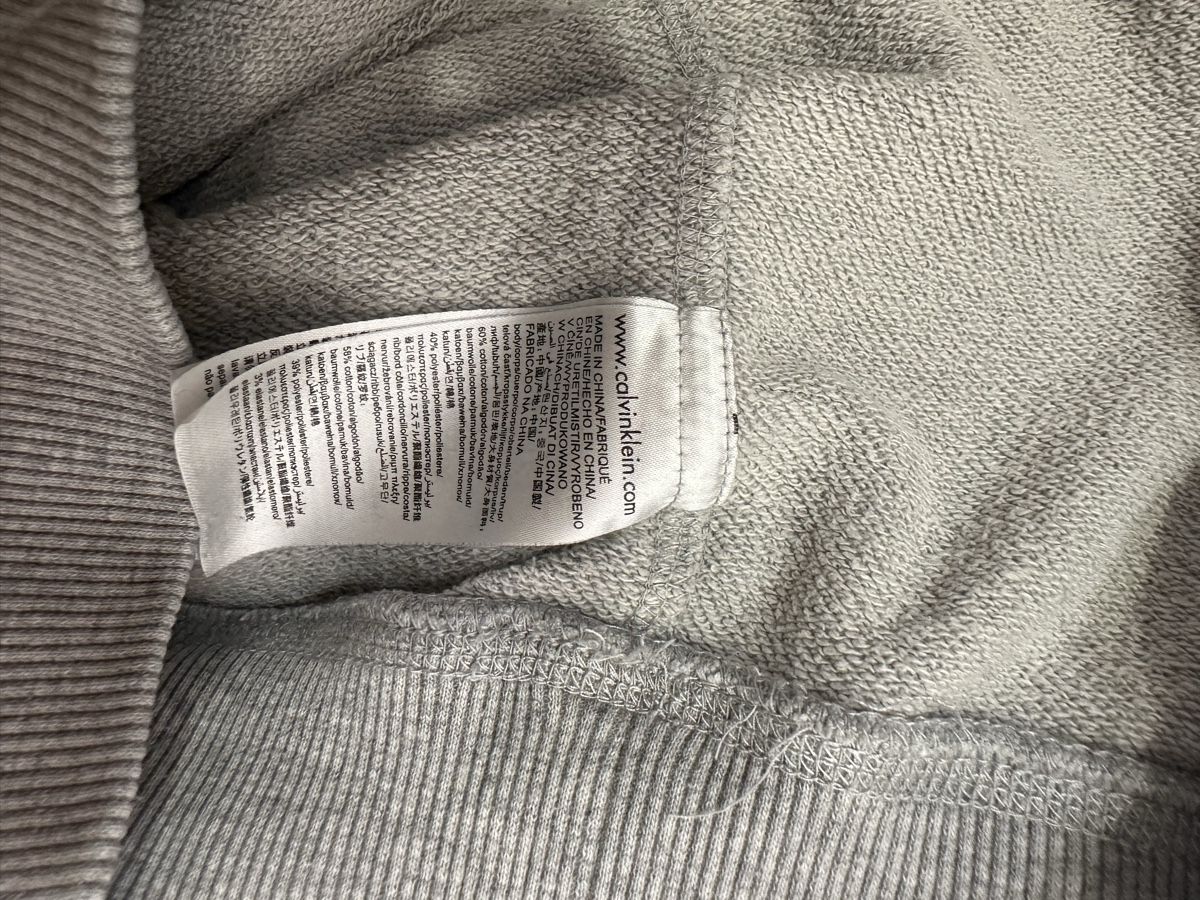 Calvin Klein Maglioni & Felpe: Sweat Calvin Klein Jeans Gris - Taille S – Nuovo (secondo la descrizione) da Neuchâtel venduto da aliceguins 4