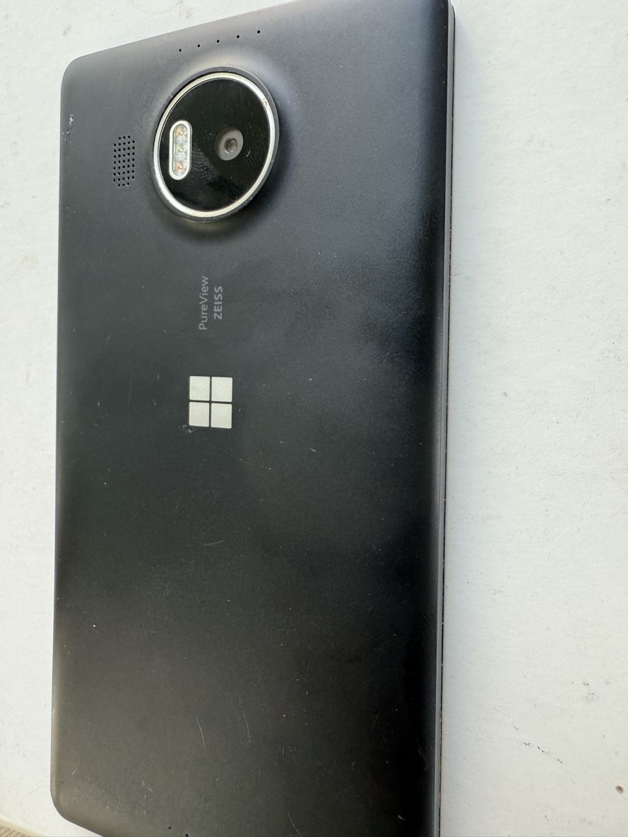 Microsoft Telefoni cellulari / Smartphones: Microsoft – Usato da Sutz venduto da jae_7j2y 1