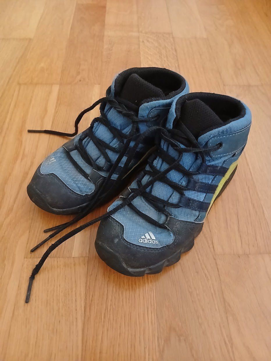 Adidas Chaussures hommes: Trekking Schuhe Adidas – D'occasion à Dübendorf par Fip05