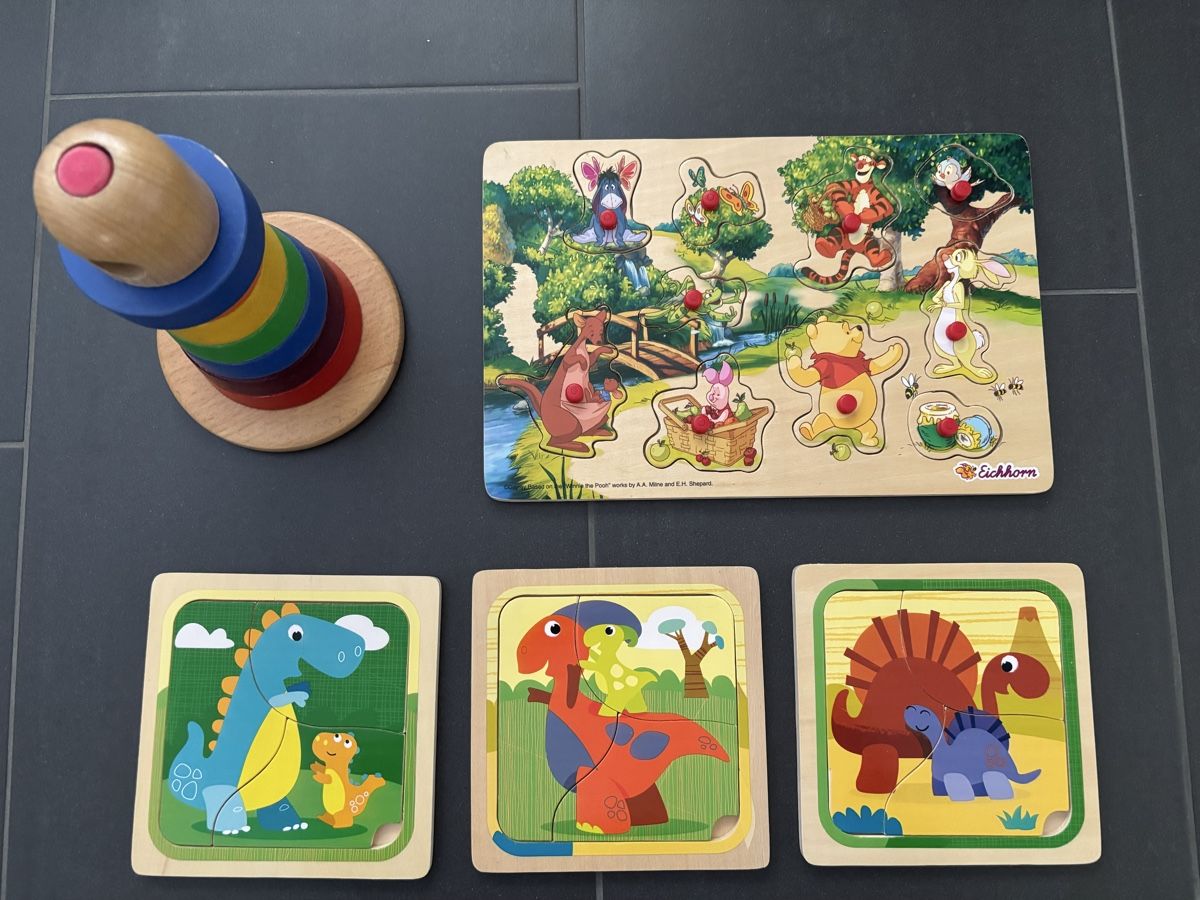 Spielzeuge: Holzpuzzle, Steckpuzzle, Stapelturm – Gebraucht aus Niederwangen b. Bern von muidop