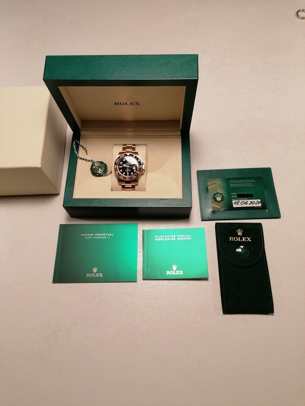 Rolex Orologi: Rolex GMT-Master II 126715CHNR Full Set NEW Rootbeer – Nuovo e nell'imballaggio originale da Sursee venduto da watch-hunter13 6