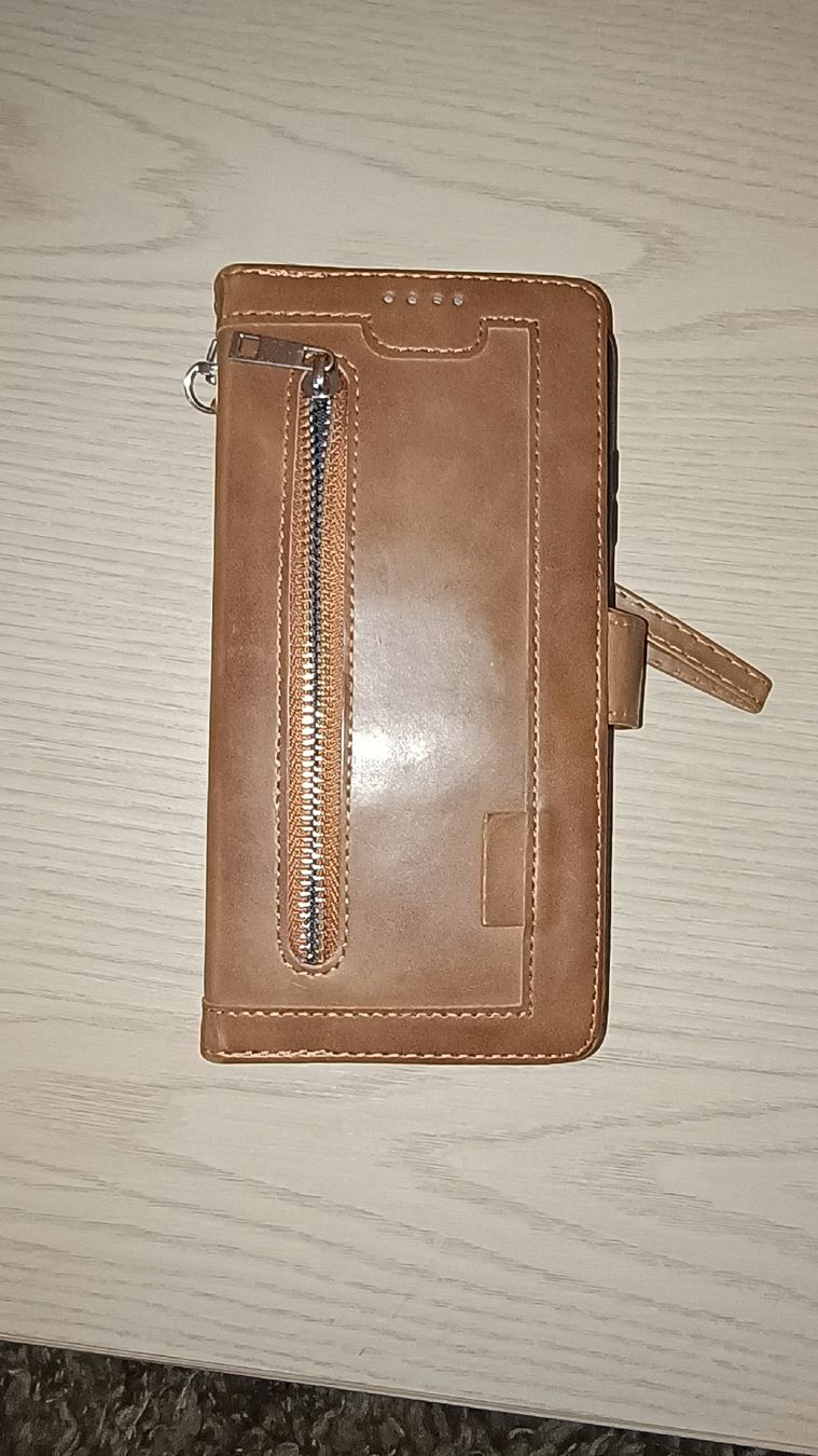Samsung Cover & Protezioni schermo: Handyhüllen Samsung A52 – Usato da Bassersdorf venduto da Thg31 1