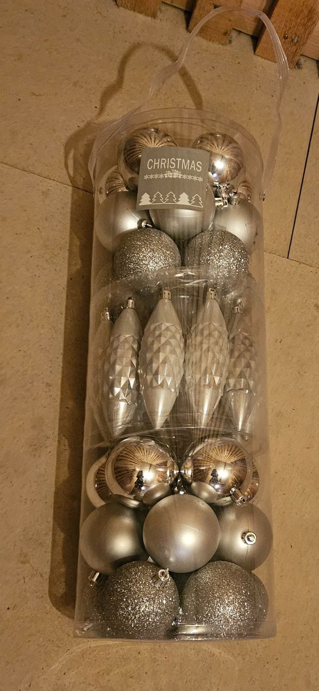 Migros Tutte le decorazioni: Set Christbaumkugeln silber NEU – Nuovo e nell'imballaggio originale da Rickenbach b. Wil venduto da cornetta 1
