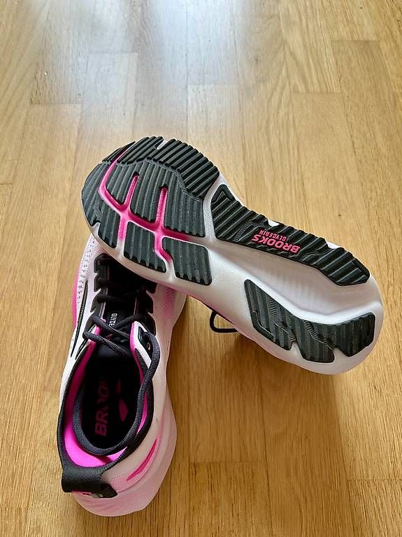 Damenschuhe: Brooks Glycerin 23 – Gebraucht aus Luzern von BaguaBee 1
