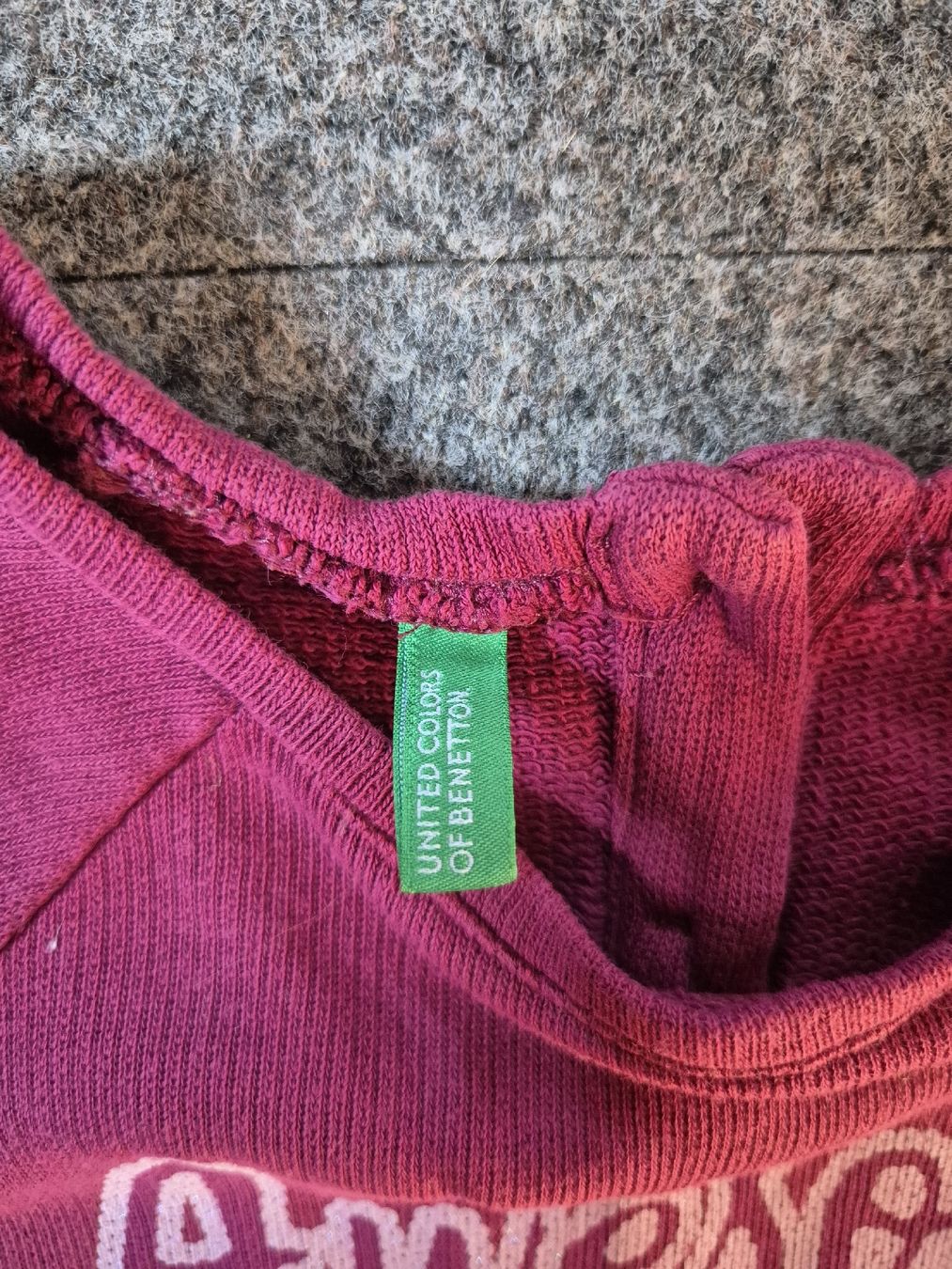Benetton Vestiti & Gonne: Robe Benetton fille "Awesome" taille 110 – Usato da Yverdon-les-Bains venduto da somiou 1