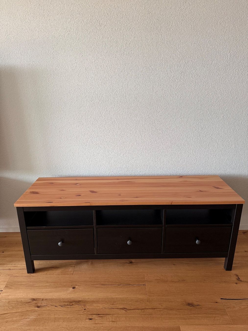 Ikea Mobili TV: TV - Bank schwarz braun – Nuovo (secondo la descrizione) da Oftringen venduto da Sport1970