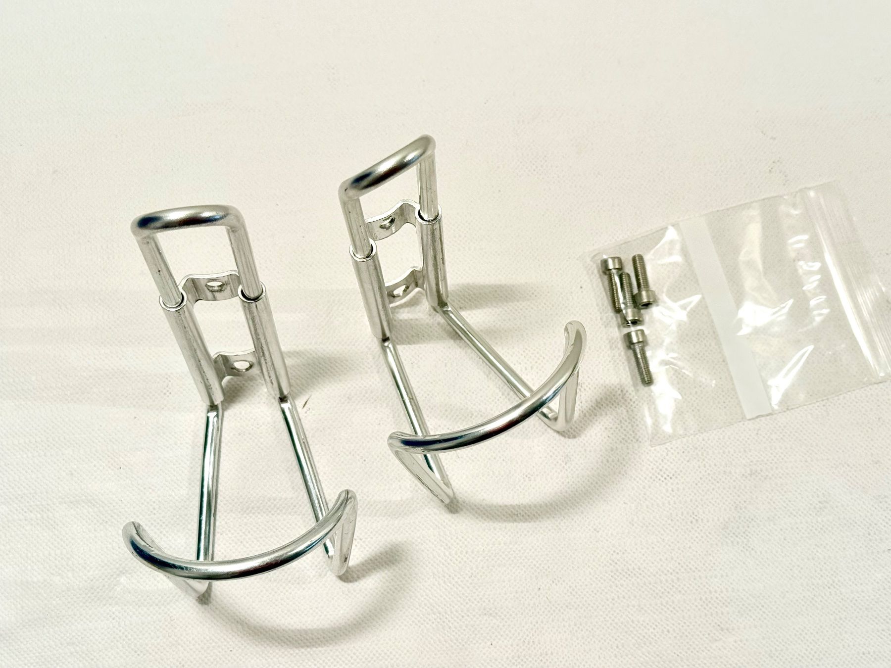 Pezzi di ricambio: UNKNOWN Bottle Cage Flaschenhalter Set 2 Stück TOPZ. 2607 – Usato da Luzern venduto da bikeandbeltcom