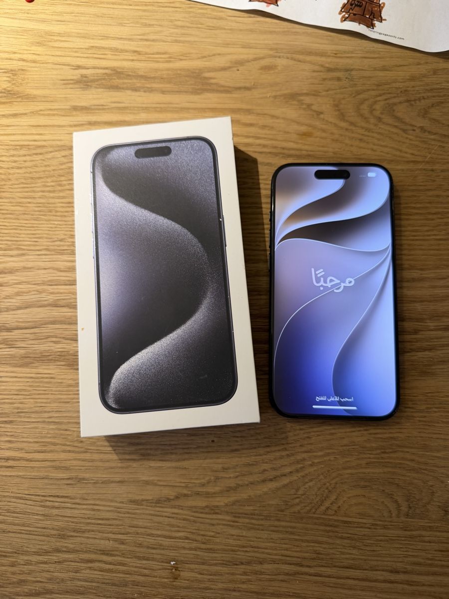 Apple Telefoni cellulari / Smartphones: iPhone 15 Pro 1TB BLUE – Usato da Zürich venduto da vma17