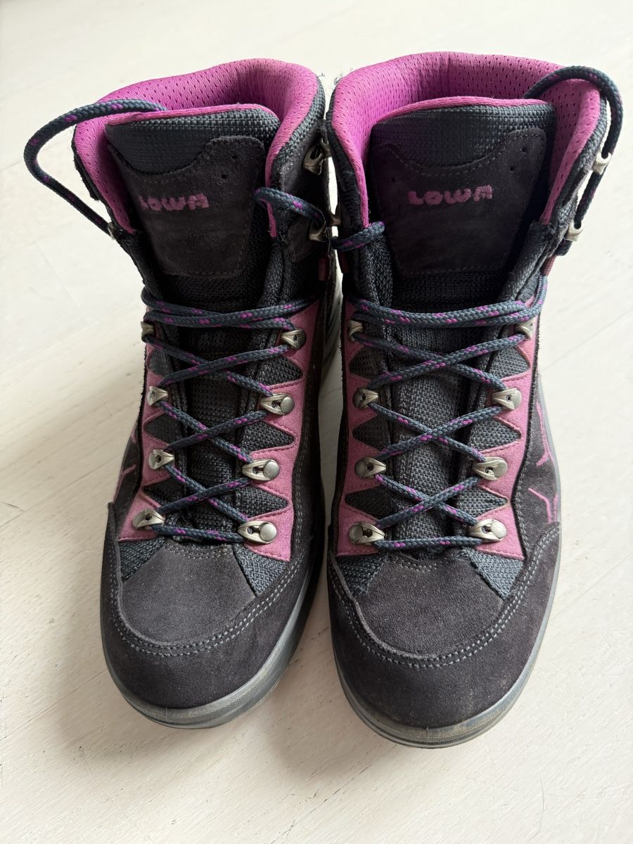 Lowa Scarpe per ragazze: LOWA - Kody Evo GTX Mid Junior - Wanderschuhe Gr.40 – Usato da Dinhard venduto da SternZ