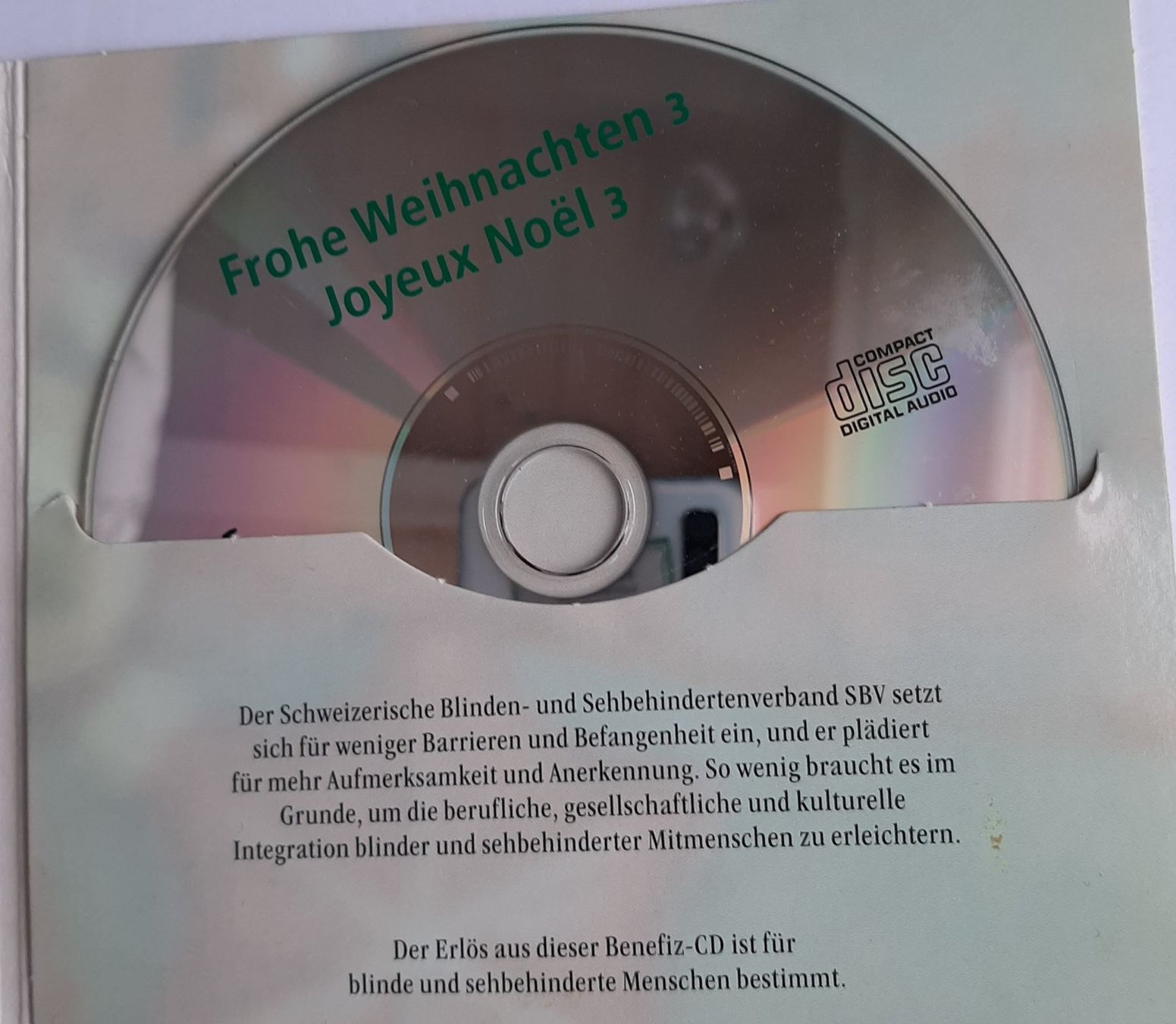 CD: Frohe Weihnachten CD mit internationlen Künstlern – Usato da Zürich venduto da StaBla 2