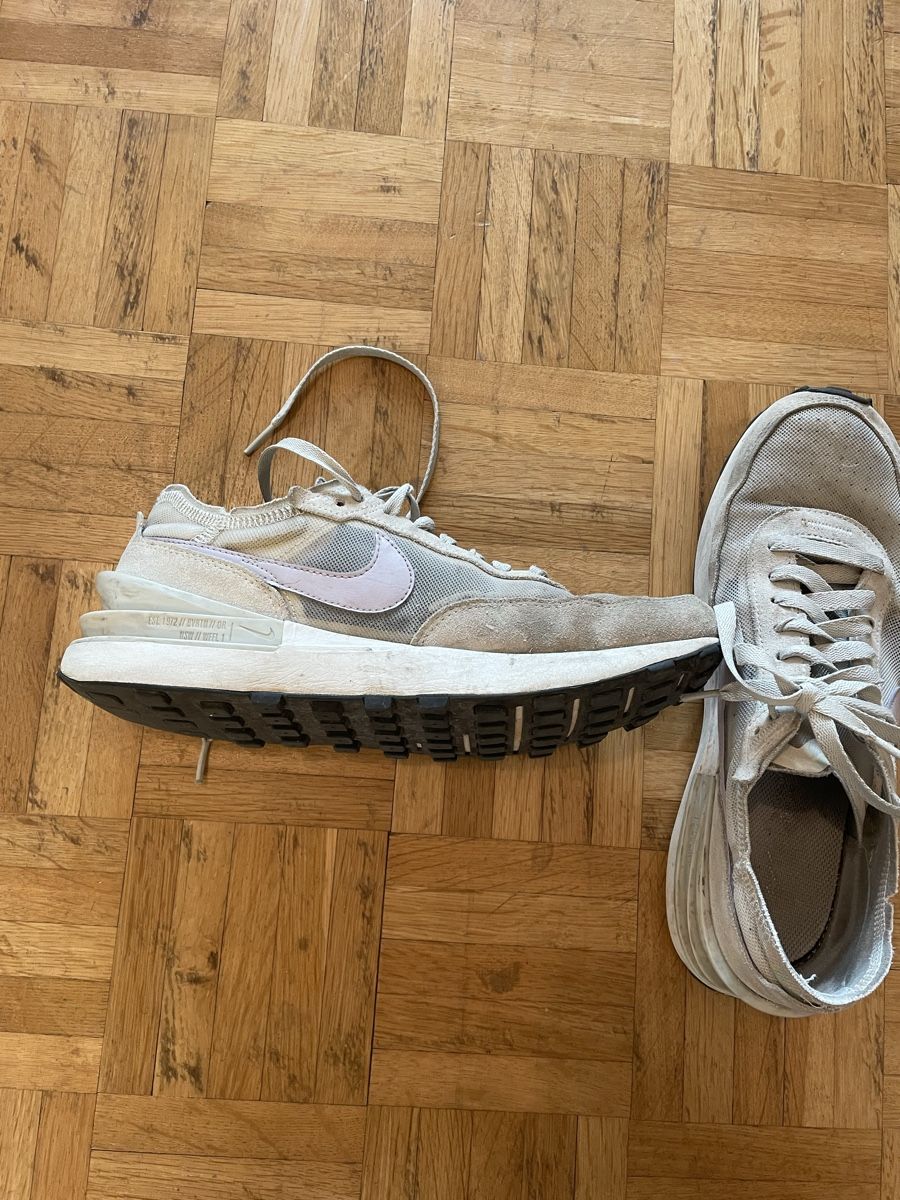 Nike Chaussures femmes: Nike Sneakers – D'occasion à Zürich par JuliaSteinmann 1