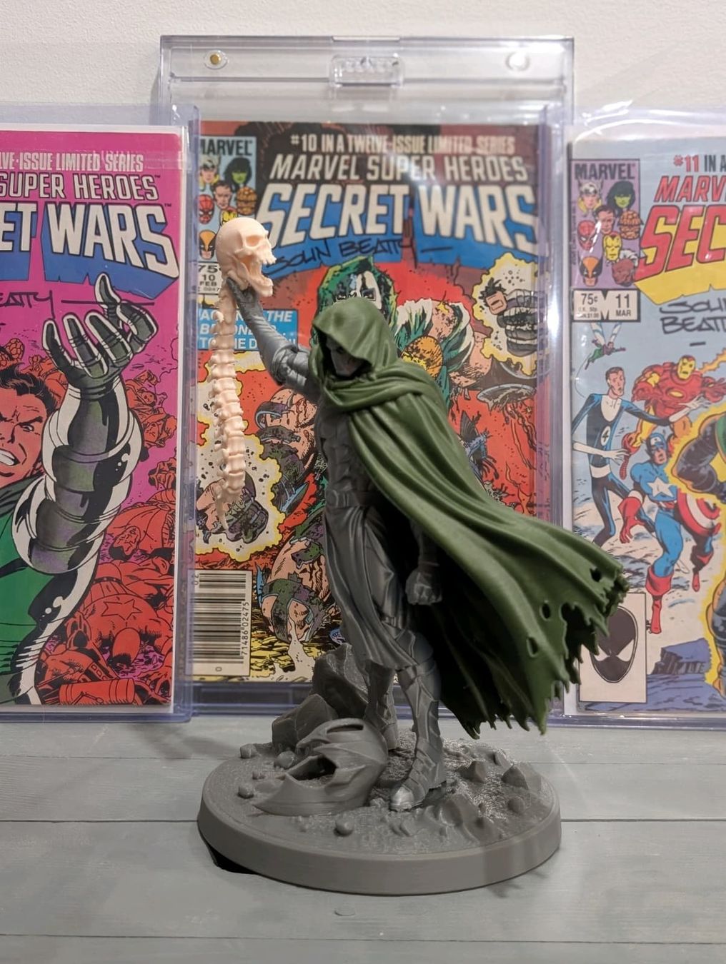 Marvel Statuette: Marvel Doctor Doom Statue action figure – Nuovo (secondo la descrizione) da Starrkirch-Wil venduto da little.bricklab 1