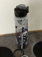 Kuromi Trinkflasche mit Strohhalm, super süss!