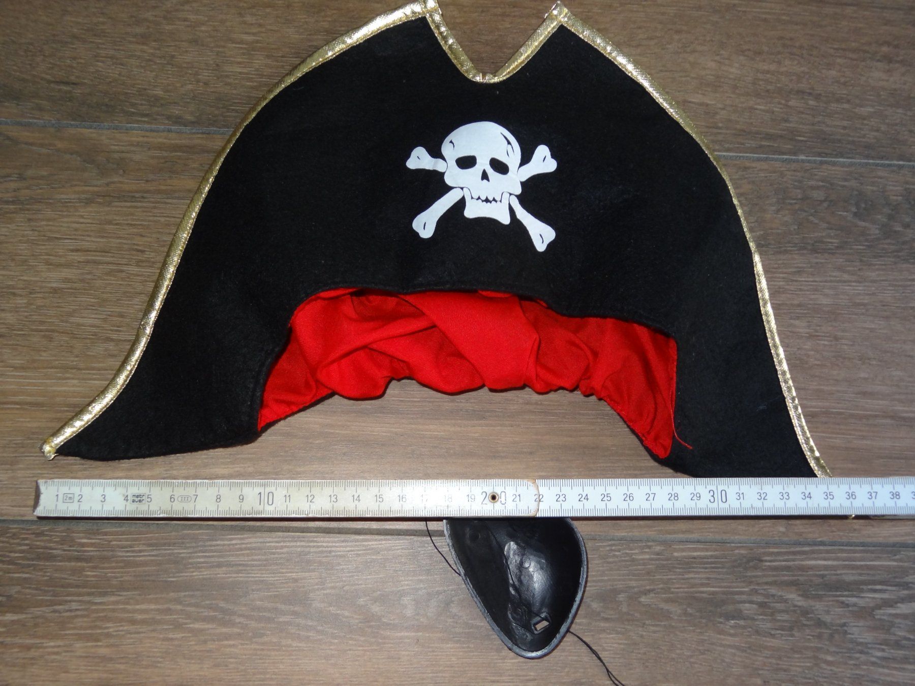 Costumes: Chapeau de pirate avec cache-œil, noir – D'occasion à Satigny par salvatore73 3