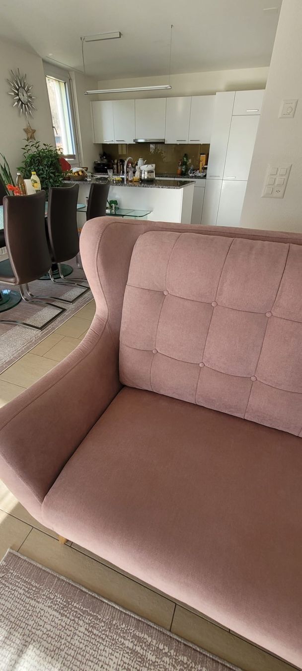 Divani: Pinkes Sofa – Usato da Oensingen venduto da mel_9lkq 2