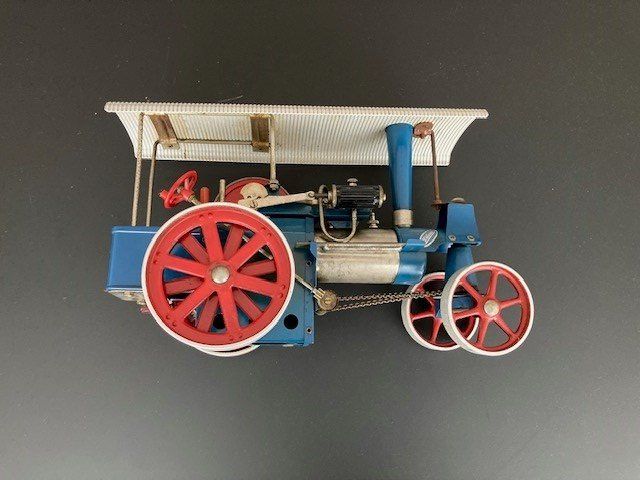 Wilesco Kit di modellismo & Modellini statici: Dampftraktor Wilesco – Usato da Schönenbuch venduto da lts