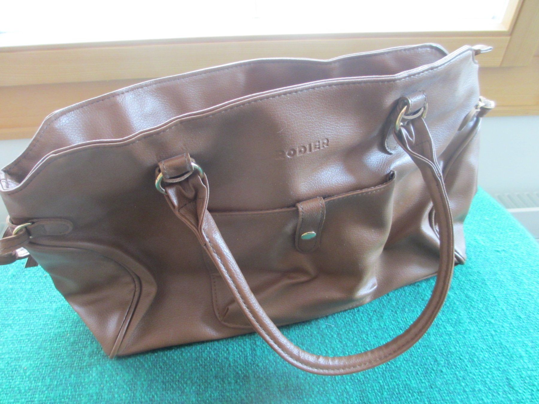Taschen für Damen: Rodier Handtasche, braun – Gebraucht aus Herisau von fan_h9qj