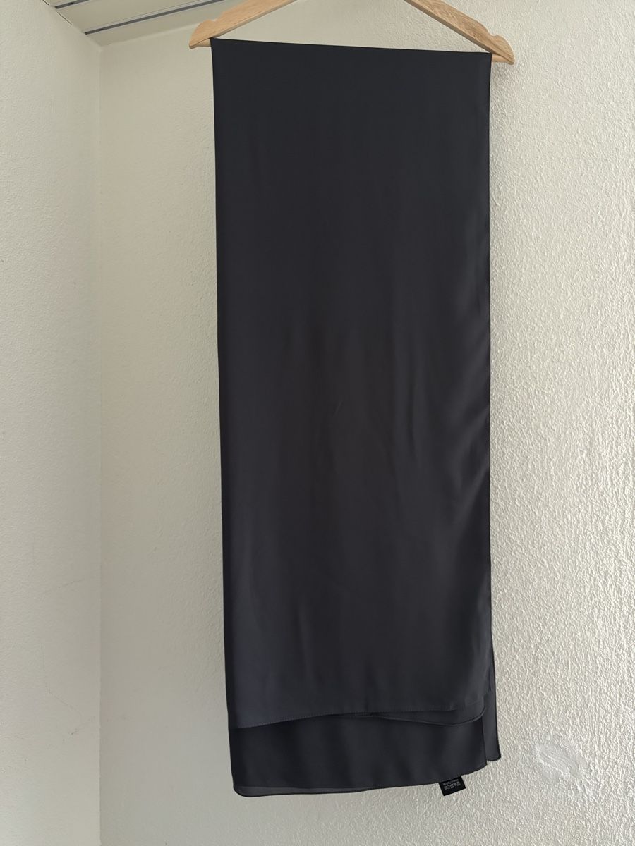 Foulards & écharpes: Lightweight Scarves – Neuf (Voir description) à Zürich par aam_w8ny 1