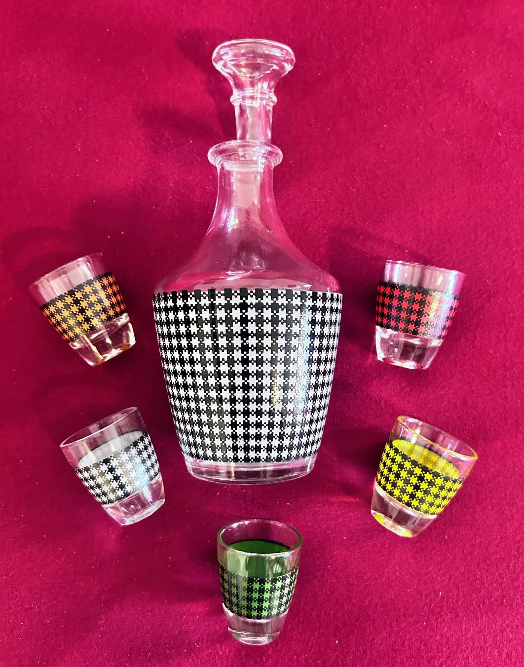 Set di piatti: Vintage Likör Set 60er 70 er – Usato da Zürich venduto da Berrymen