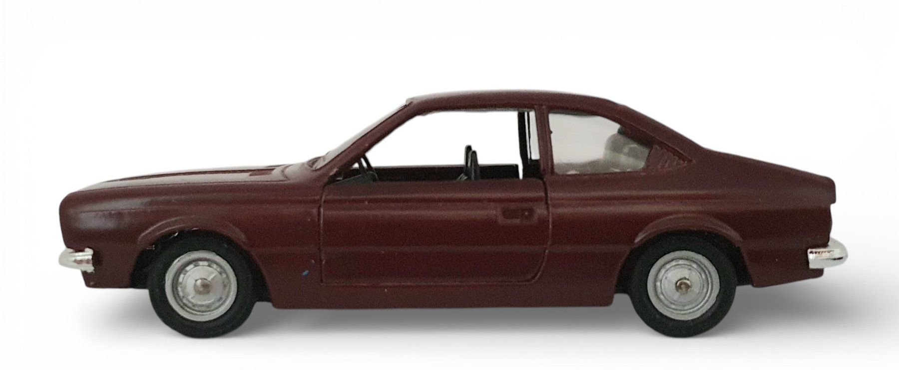 Solido Modellini d'auto: SOLIDO  Lancia Beta  Coupé 1800 – Usato da Flawil venduto da RoverVitesse 1