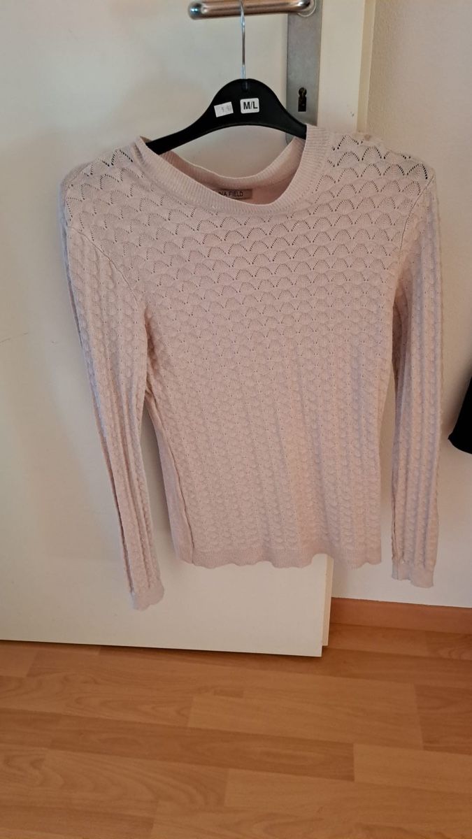 Anna Field Pullover & Sweatshirts: Anna Field – Gebraucht aus Gretzenbach von jan187
