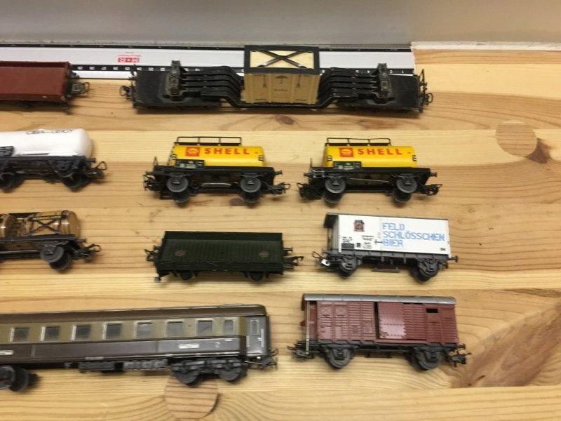 XXL Wagen Konvolut Märklin Liliput SBB DB FS (Defekt) in Büsserach für ...