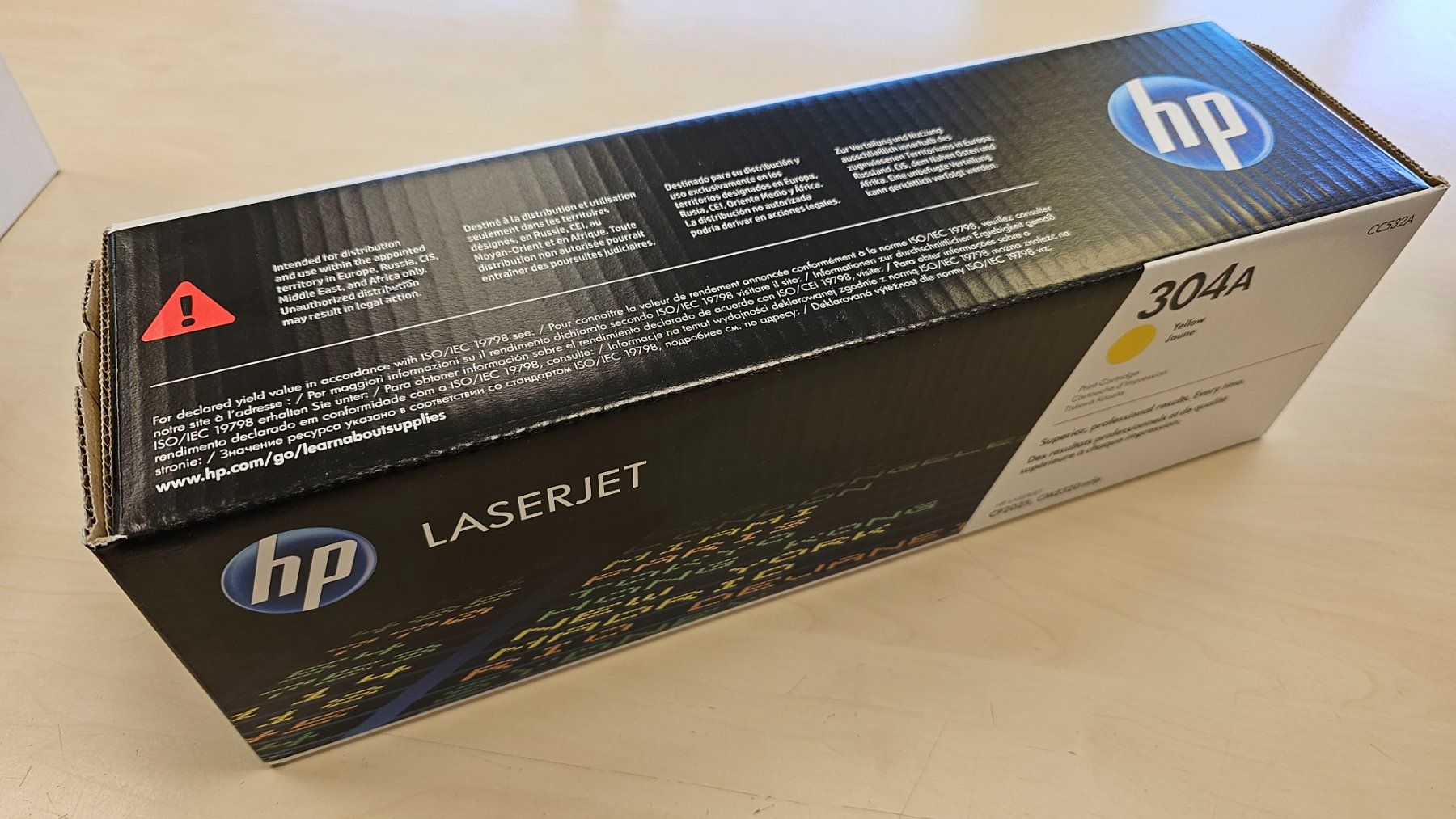 Hewlett Packard Cartouches & Toner: HP Toner 304A Yellow – Neuf avec emballage d'origine à Fahrwangen par walfra01