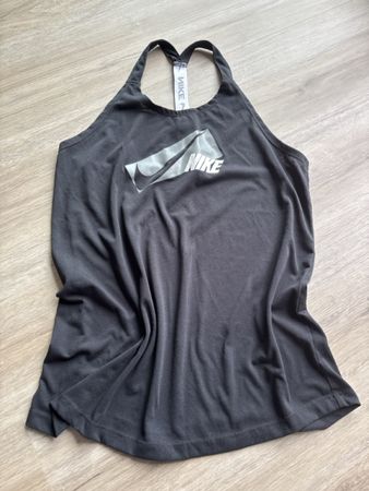 Haut de sport Nike, Taille M