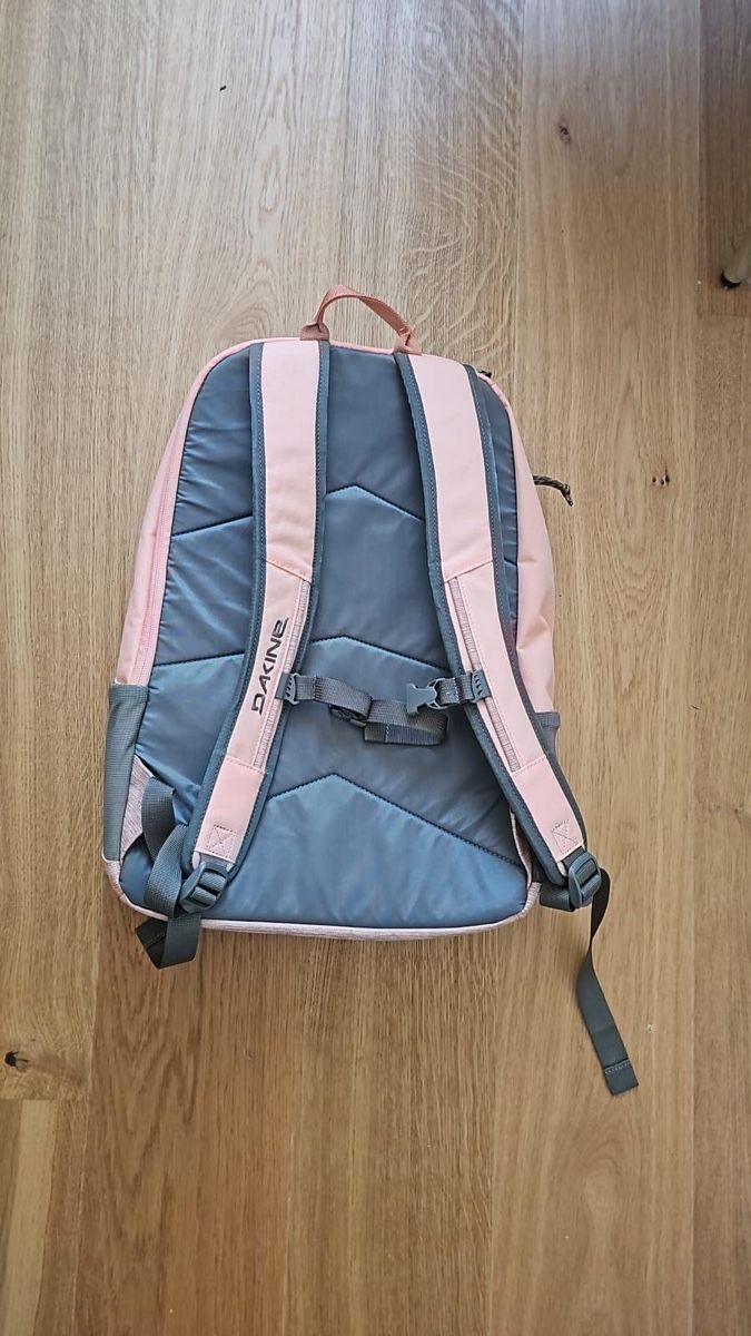 Dakine Zaini: Dakine Rucksack – Nuovo (secondo la descrizione) da Oberriet SG venduto da Demi_H 1
