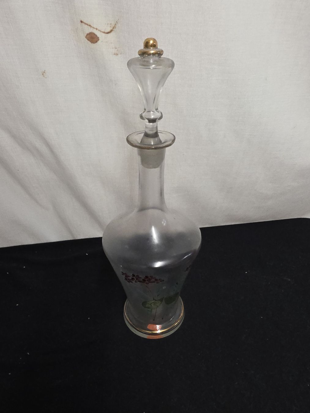 Caraffe: Dekorative Vintage Karaffe mit Blumenmuster, Glas, – Usato da Wolfertswil venduto da Antiko
