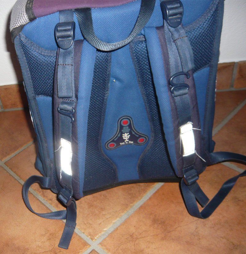 Allestimento di negozi e stand fieristici: Schultasche / Schultheke – Usato da Ruggell venduto da Dolce9 4
