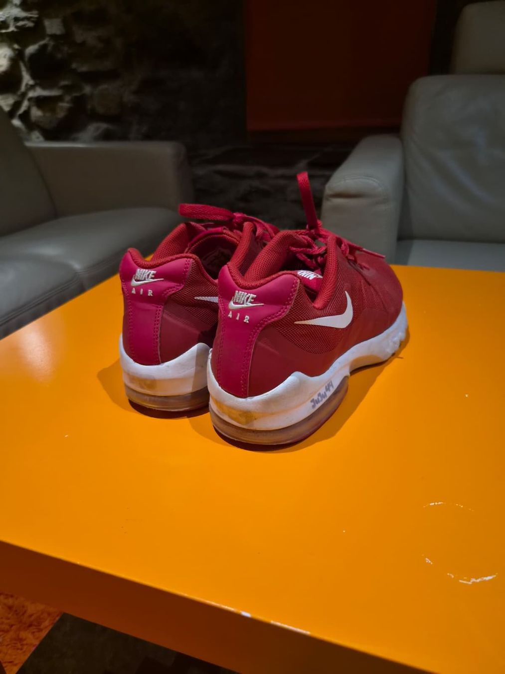 Nike Scarpe da uomo: Nike Air Max Invigor Sneaker Rot Gr. 43 – Usato da Flums venduto da san_7xsf 2