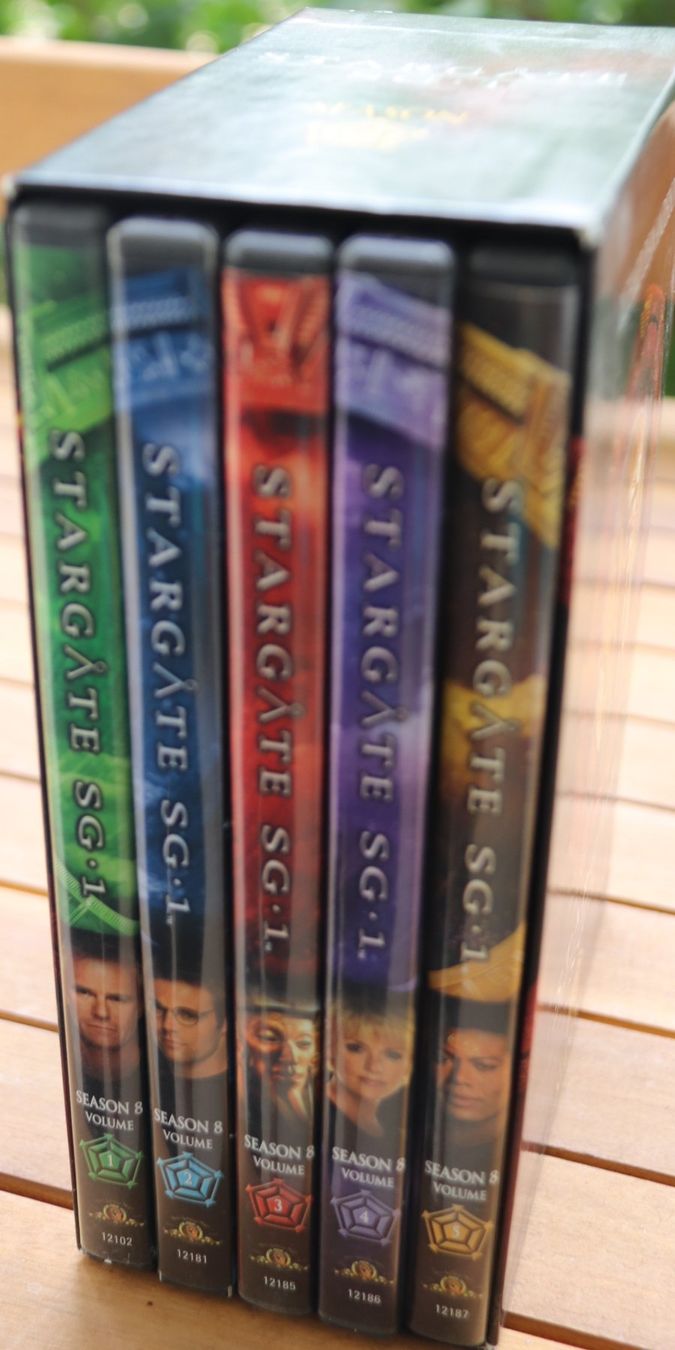 Tutti i DVDs: Stargate Season 8 – Usato da Glattfelden venduto da Sirax 3