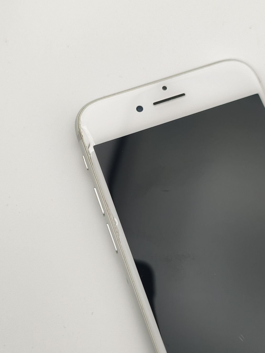 Apple Telefoni cellulari / Smartphones: Apple iPhone 7 Silver 32GB – Usato da Uster venduto da TOPPRICEE 4