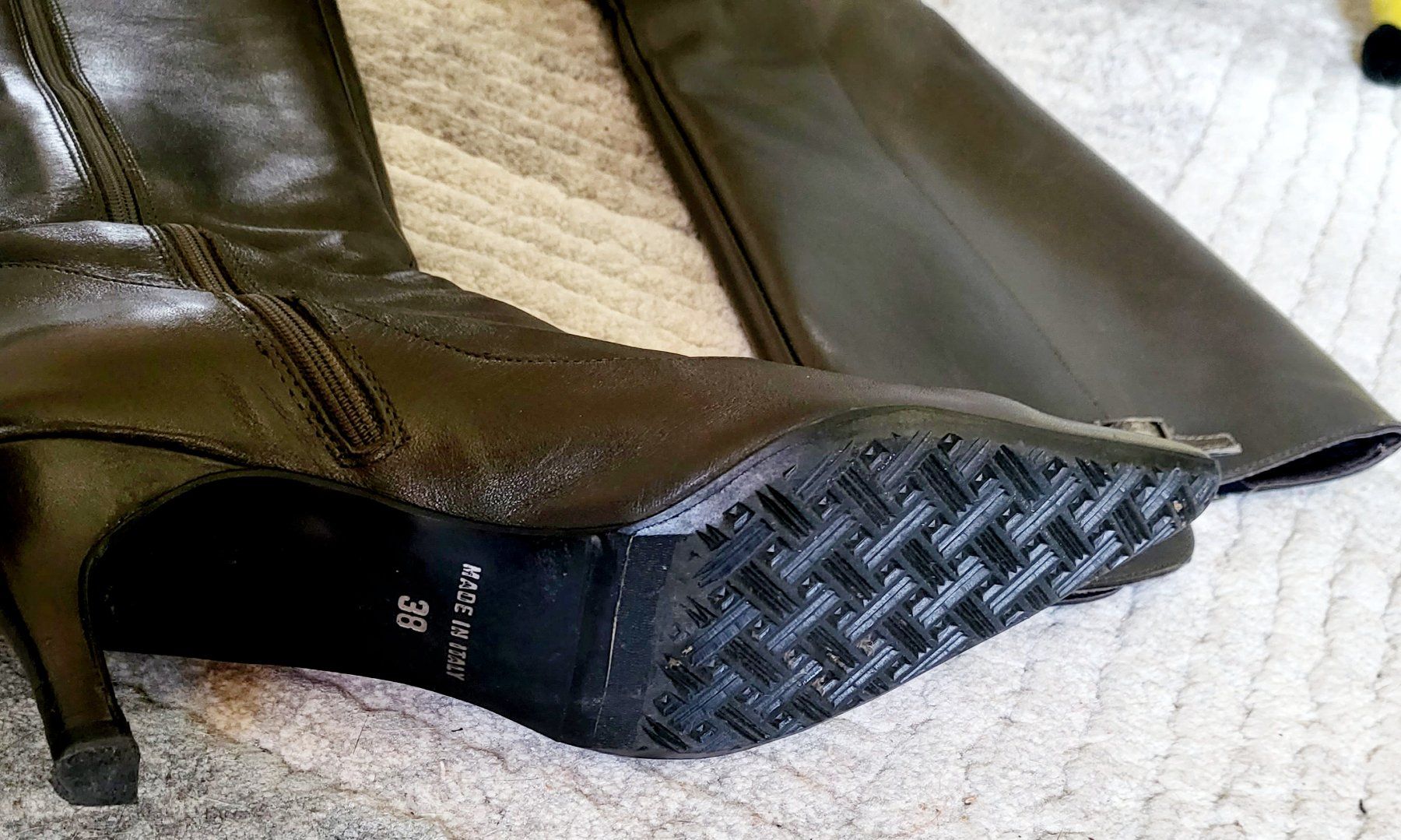 Madeleine Damenschuhe: Bottes en cuir, pointure 38. – Gebraucht aus Neuchâtel von wikit 6