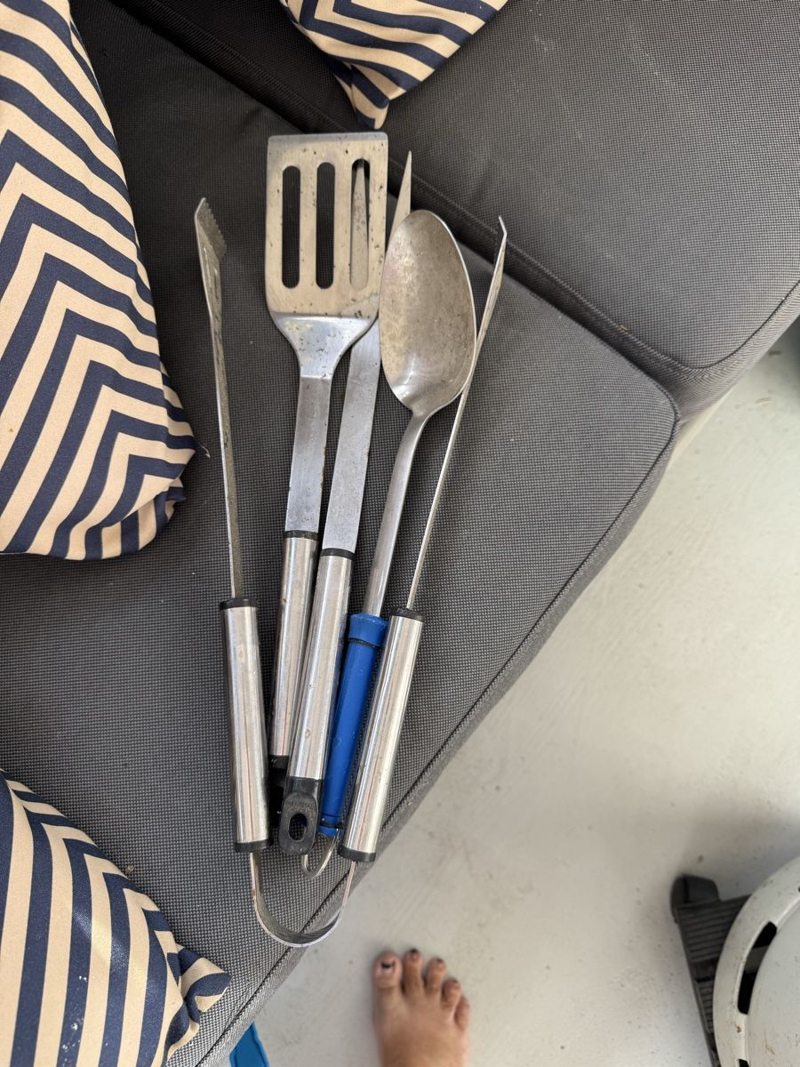 Griglie: Meuble IKEA et plancha à grill – Usato da Lausanne venduto da Mouette07 4