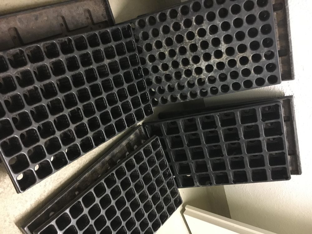 Anzuchtplatte Quickpot QP77 und andere, gebraucht Kaufen auf Ricardo