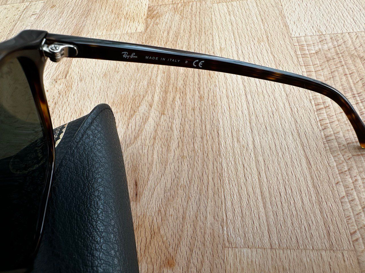 Ray-Ban Occhiali & Lenti: Ray-Ban RB2193 LEONARD, Sonnenbrillen – Usato da Zürich venduto da Qualityloop 3
