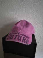 Cap von Versace