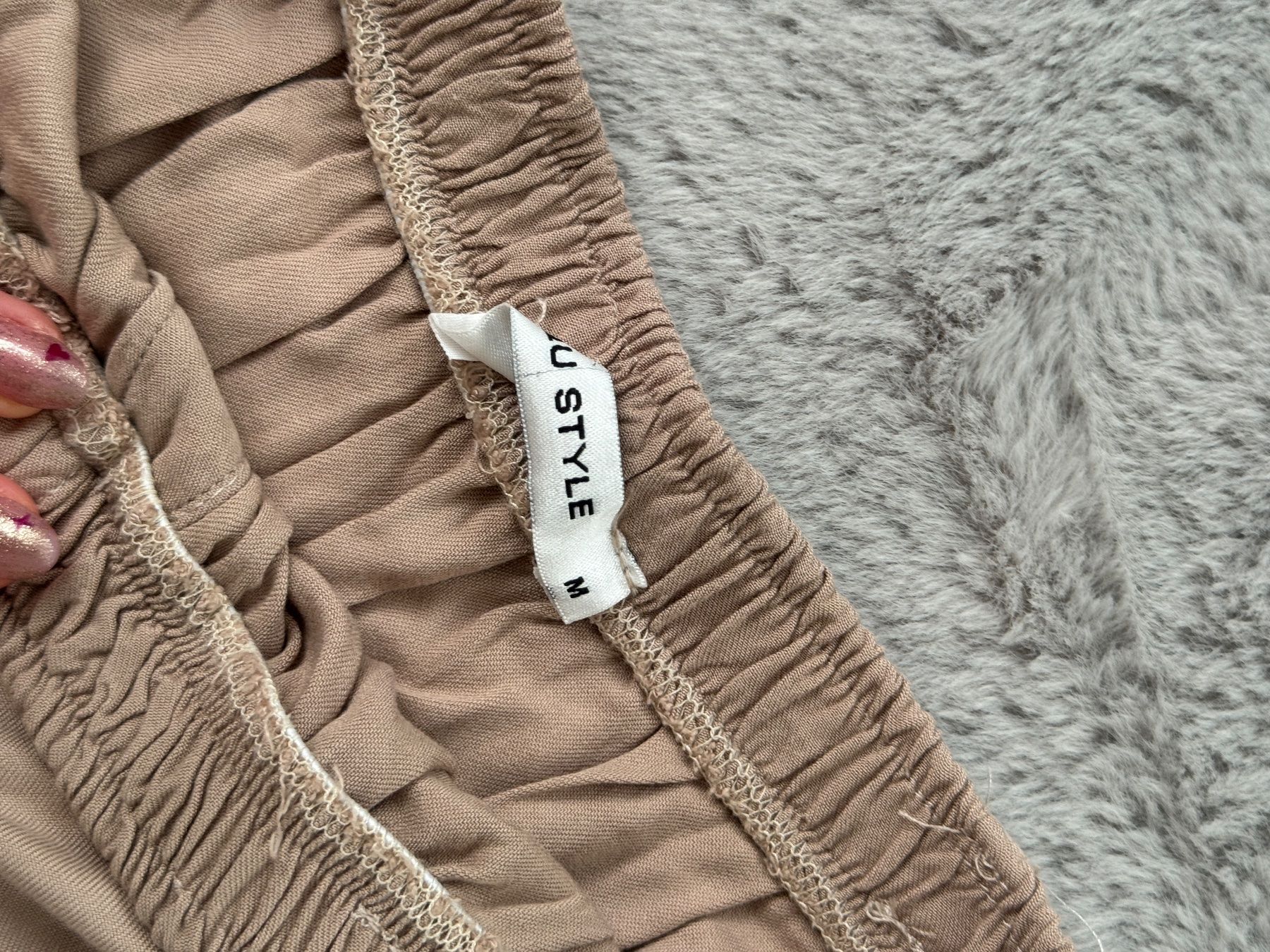 Gonne: Rock beige mit Knöpfe – Nuovo (secondo la descrizione) da Güttingen venduto da Nkskn 1