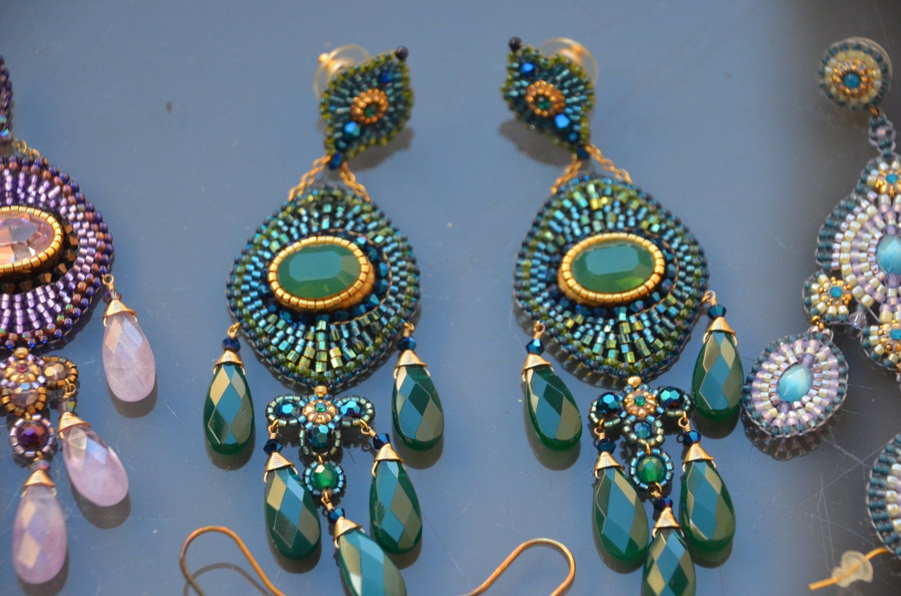 Ohrringe & -stecker: 8 x Ohrringe / boucles d'oreilles – Gebraucht aus Collonges von arashee 5