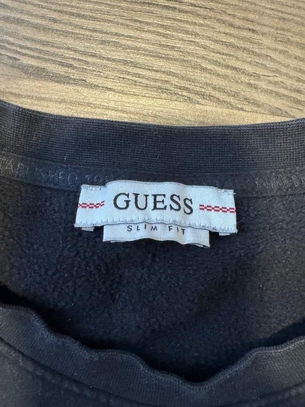 Guess Pullover & Sweatshirts: Herren Pullover "GUESS" – Gebraucht aus Malters von Shevafuri76 1